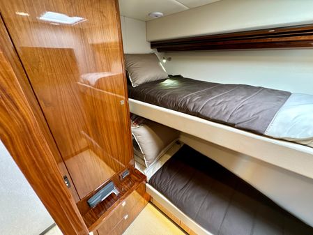 Riviera 5400 Sport Yacht image