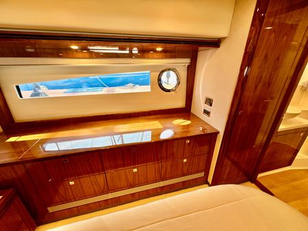 Riviera 5400 Sport Yacht image