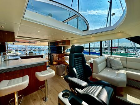 Riviera 5400 Sport Yacht image