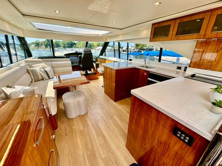 Riviera 5400 Sport Yacht image