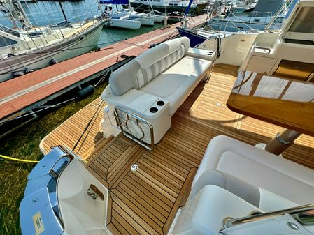 Riviera 5400 Sport Yacht image