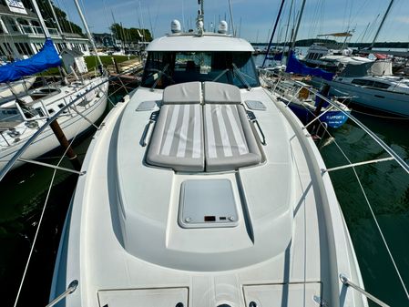 Riviera 5400 Sport Yacht image