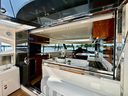 Riviera 5400 Sport Yacht image