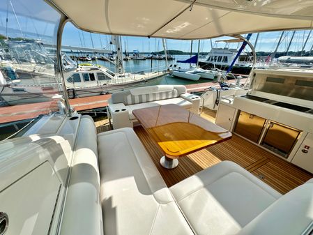 Riviera 5400 Sport Yacht image