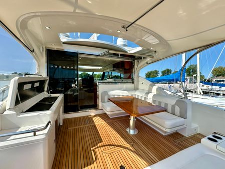 Riviera 5400 Sport Yacht image