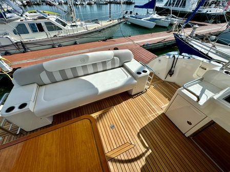 Riviera 5400 Sport Yacht image