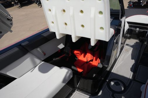 MasterCraft XT22 image