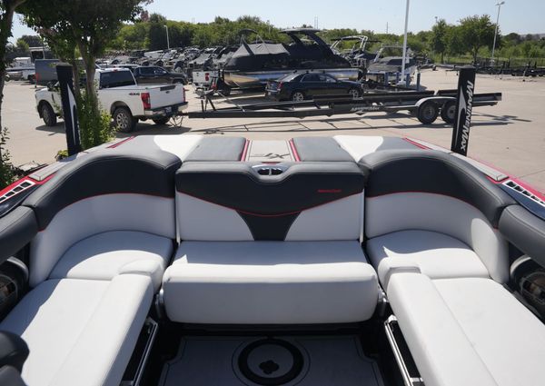 MasterCraft XT22 image