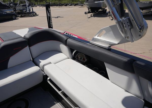 MasterCraft XT22 image