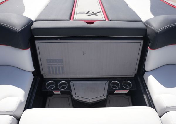 MasterCraft XT22 image