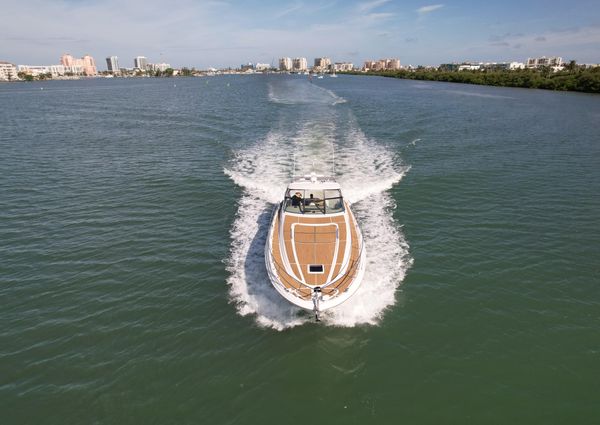 Sea Ray 510 Sundancer image