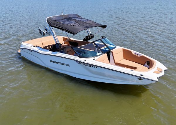 Mastercraft NXT24 image