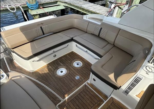 Sea Ray Sundancer 350 Coupe image