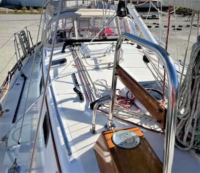 Pacific Seacraft 40 image