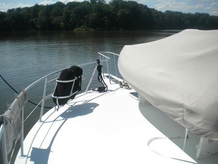 Viking 60 Cockpit Sport Yacht image