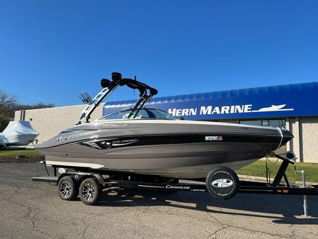 Crownline 255 SS SURF image