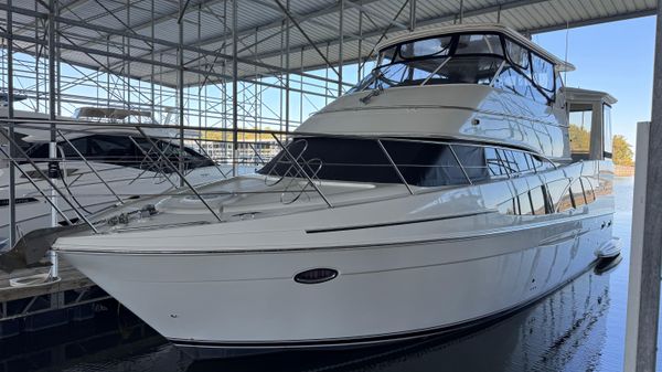 Carver 46 Motor Yacht