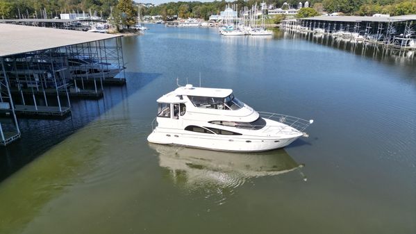 Carver 46 Motor Yacht image