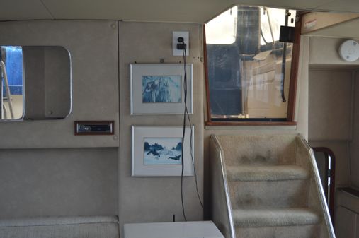 Chris-Craft 381 Catalina image