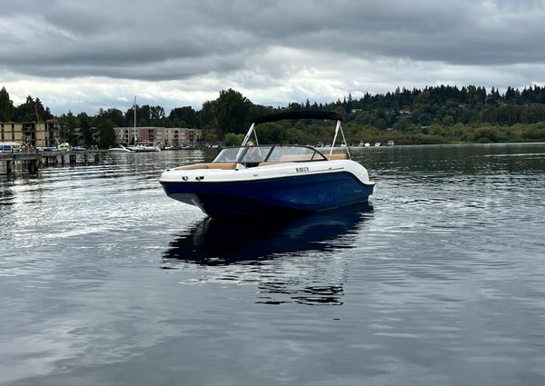 Bayliner DX-2000 image