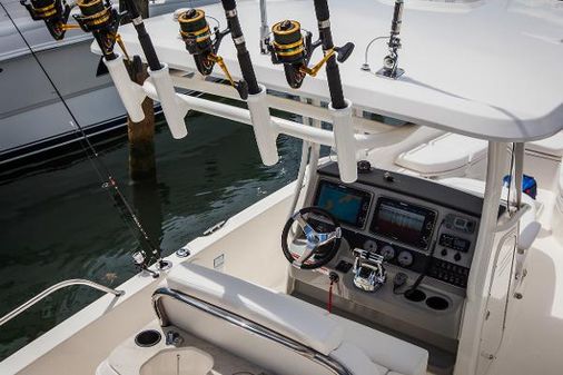 Boston-whaler 270-DAUNTLESS image