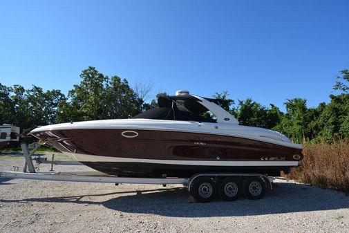 Sea Ray 290 SLX Bow Rider image