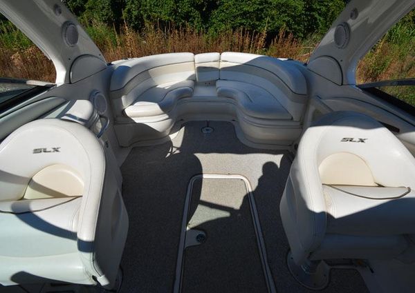 Sea Ray 290 SLX Bow Rider image