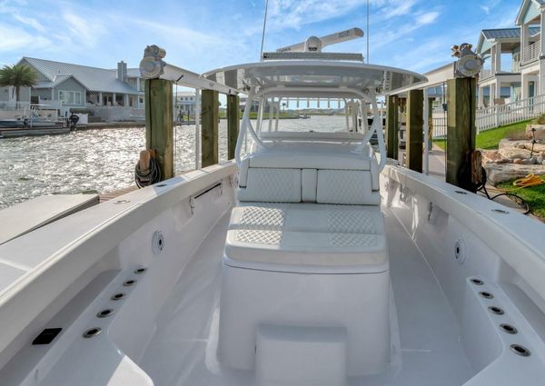 Jupiter 43 Center Console image