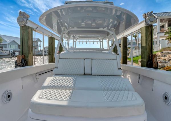 Jupiter 43 Center Console image