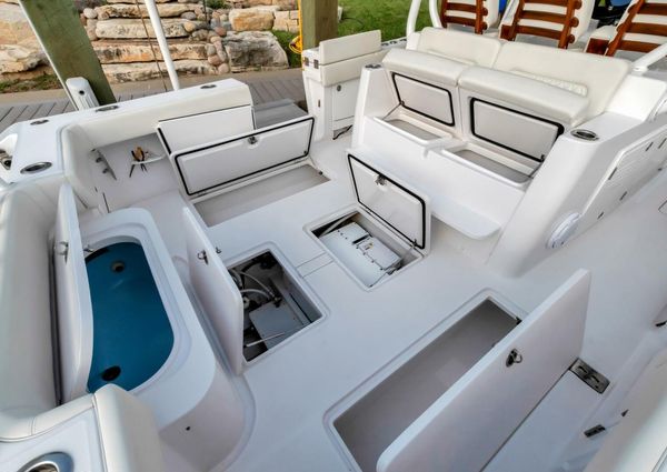 Jupiter 43 Center Console image