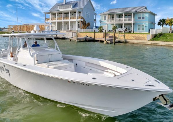 Jupiter 43 Center Console image