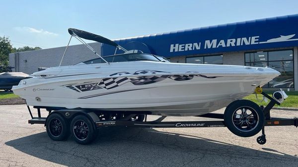 Crownline 240 SS
