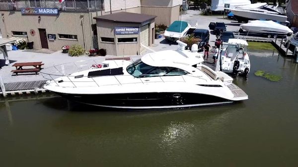 Sea Ray 410 Sundancer 