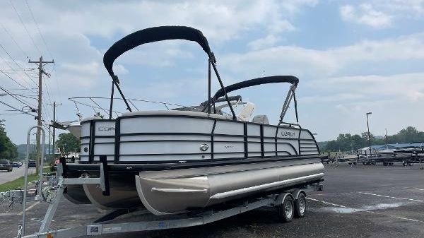 Coach Pontoons 243 FLC 