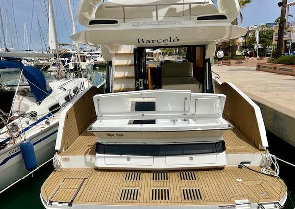 Galeon 400 Fly image