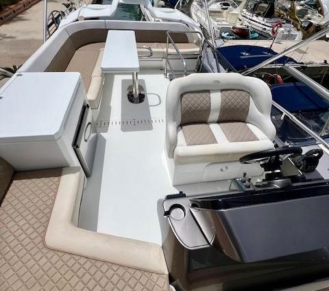 Galeon 400 Fly image