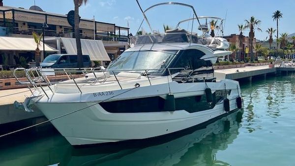 Galeon 400 Fly 