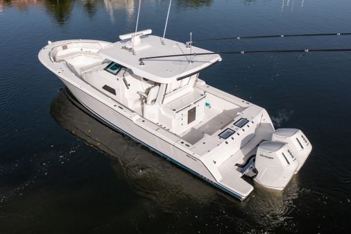 Bertram 39 CC image