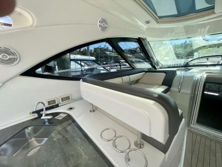 Sea Ray 470 Sundancer image