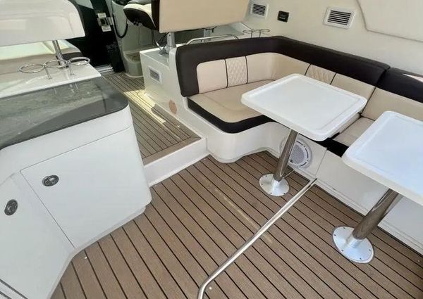 Sea Ray 470 Sundancer image