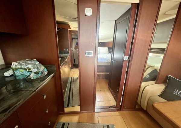 Sea Ray 470 Sundancer image