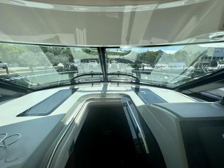 Sea Ray 470 Sundancer image