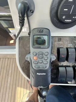 Sea Ray 470 Sundancer image