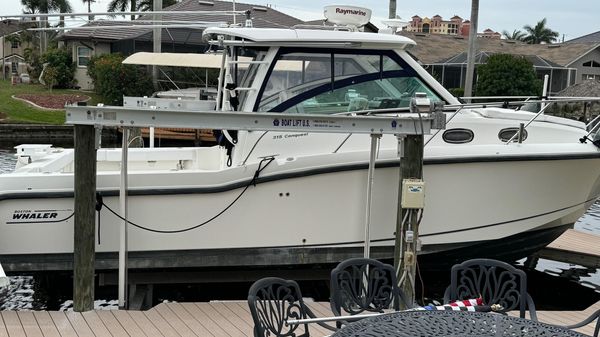 Boston Whaler 315 Conquest 