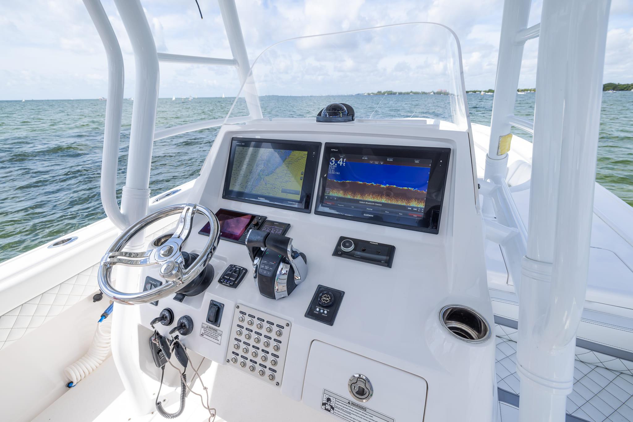 2019 Intrepid 327 center console