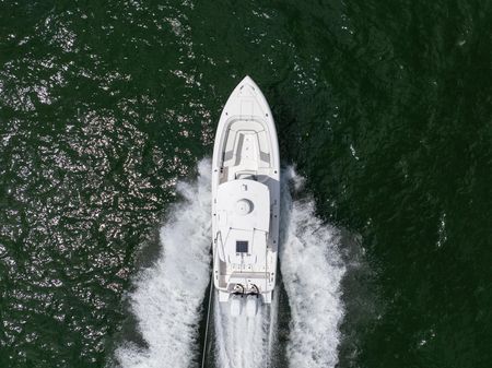 Intrepid 327-CENTER-CONSOLE image