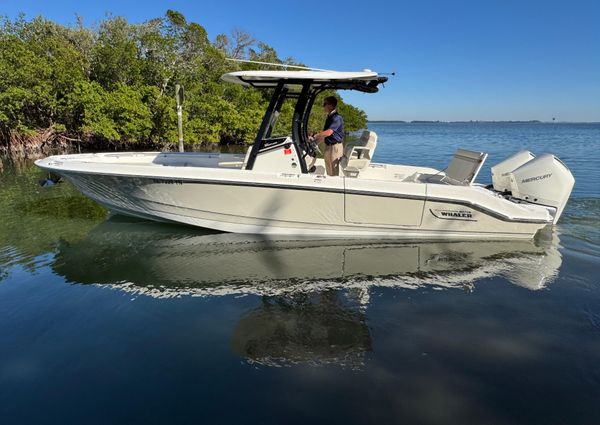 Boston Whaler 280 Dauntless image