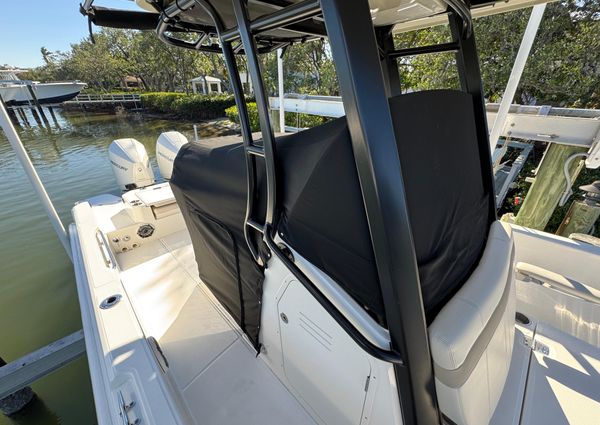 Boston Whaler 280 Dauntless image