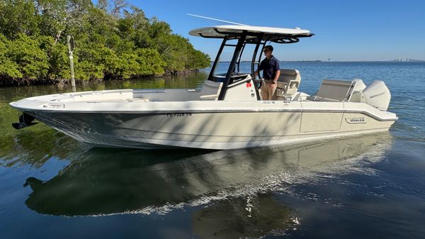 Boston Whaler 280 Dauntless 