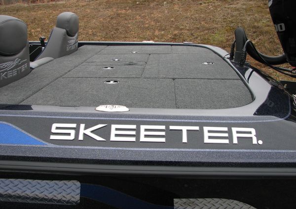 Skeeter ZX-200 image